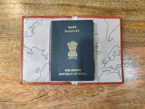 Rustic_Leather_Handcrafted_Passport_Cover_/_Travel_Orgainser