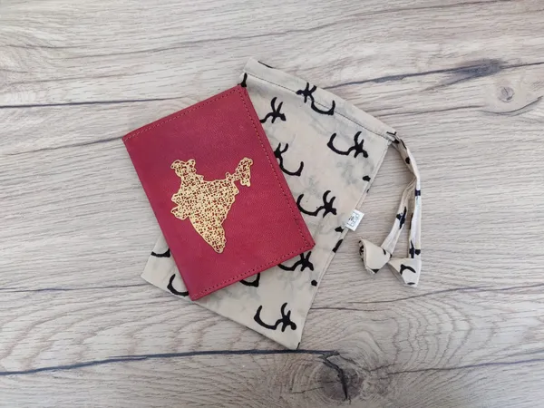 Rustic_Leather_Handcrafted_Passport_Cover_/_Travel_Orgainser