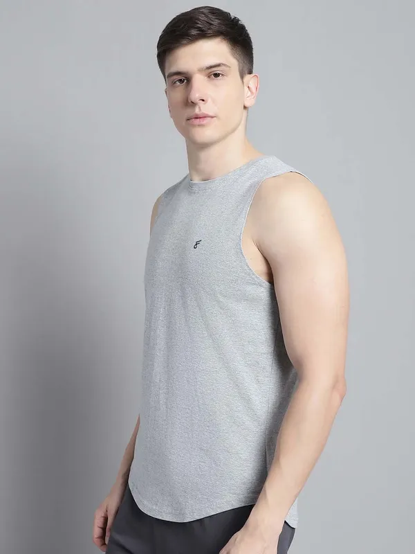 Grey_Cotton_Round_Neck_Gym_Vest_For_Men