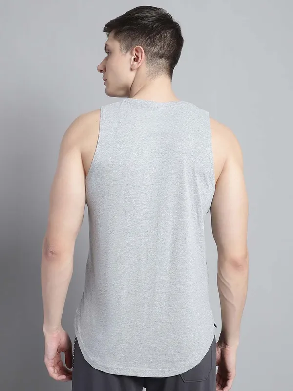 Grey_Cotton_Round_Neck_Gym_Vest_For_Men