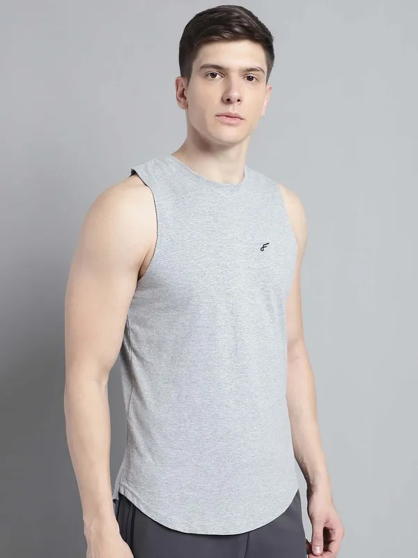 Grey_Cotton_Round_Neck_Gym_Vest_For_Men