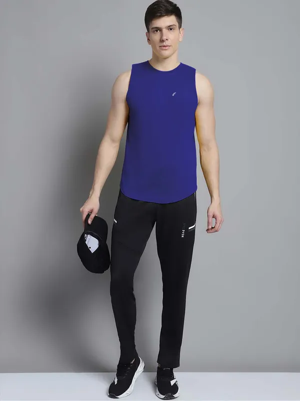 Blue_Cotton_Round_Neck_Gym_Vest_For_Men