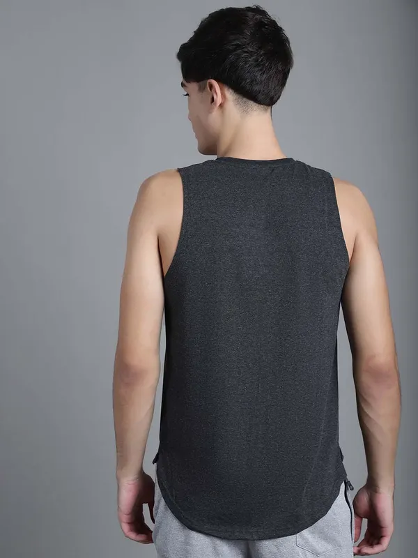 Grey_Cotton_Round_Neck_Gym_Vest_For_Men