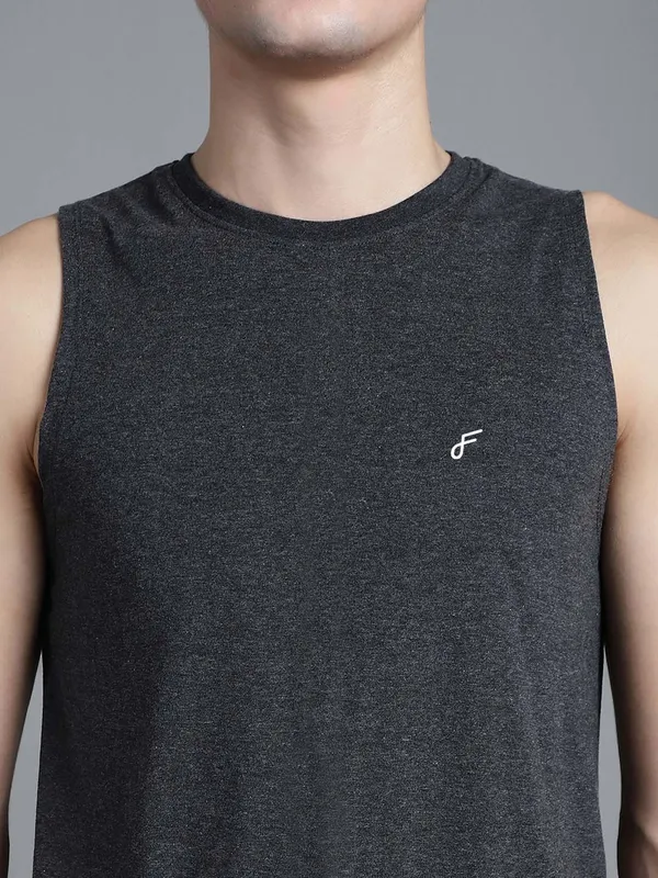 Grey_Cotton_Round_Neck_Gym_Vest_For_Men