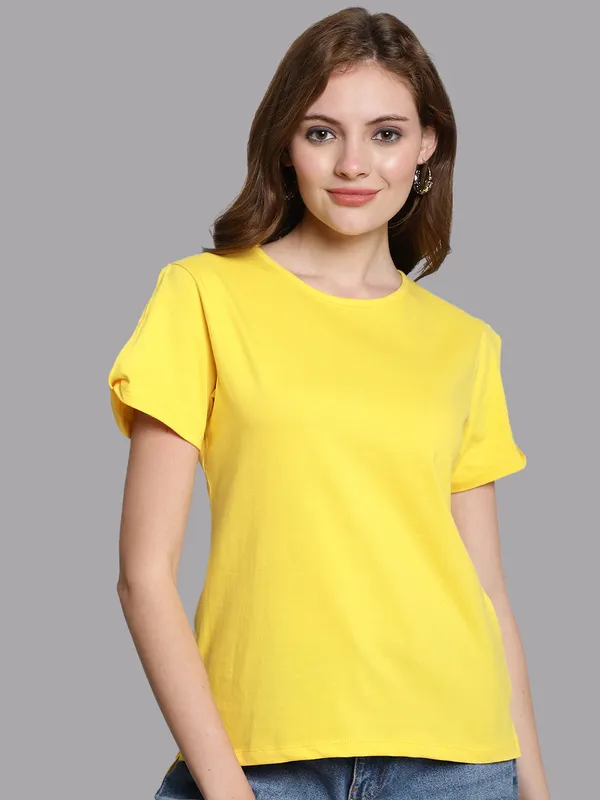 Pack_of_2_Black_&_Yellow_Cotton_Round_Neck_T-Shirt_For_Women