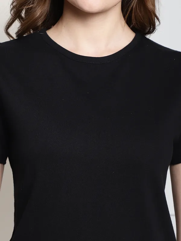 Pack_of_2_Black_&_Yellow_Cotton_Round_Neck_T-Shirt_For_Women
