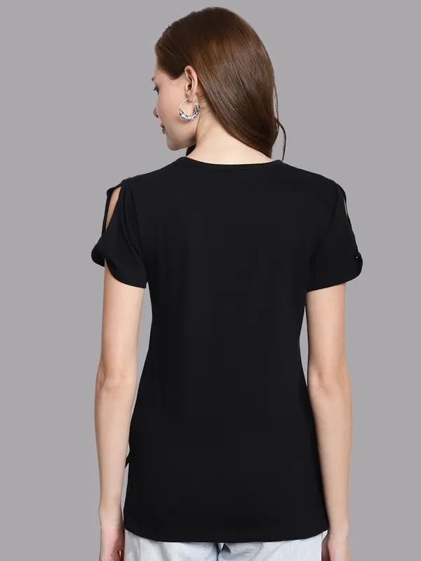 Pack_of_2_Black_&_Olive_Green_Cotton_Round_Neck_T-Shirt_For_Women