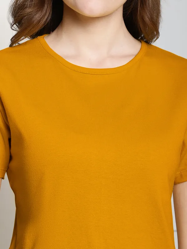 Pack_of_2_Mustard_&_Grey_Cotton_Round_Neck_T-Shirt_For_Women