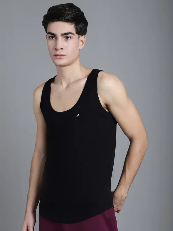 Black_Cotton_U_Neck_All_Day_Wear_Vest_For_Men