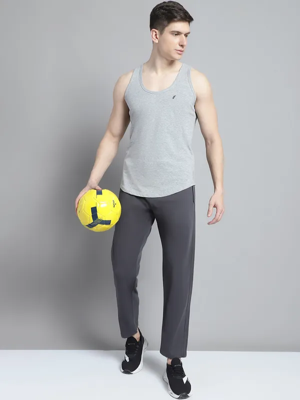 Grey_Cotton_U_Neck_All_Day_Wear_Vest_For_Men