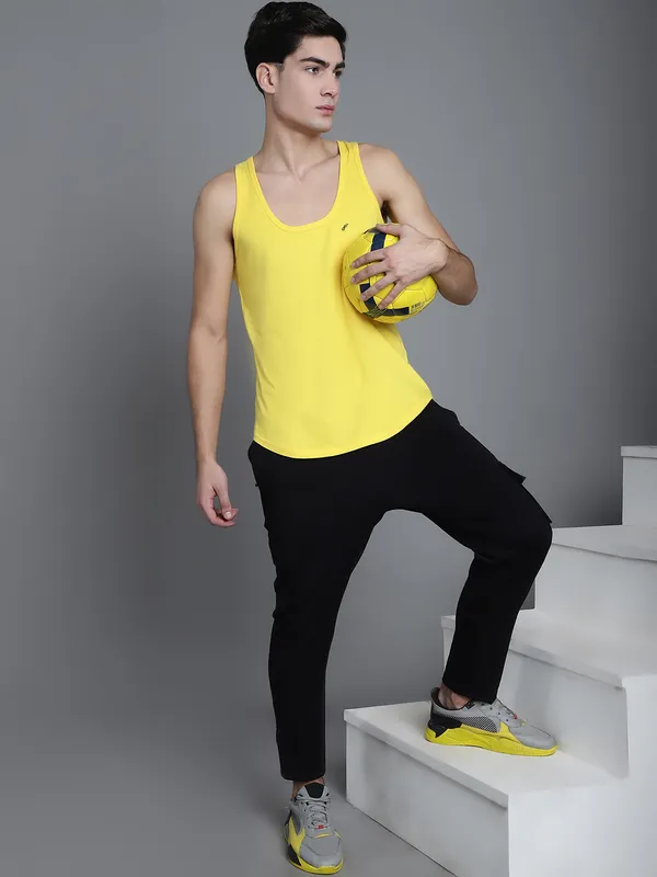 Yellow_Cotton_U_Neck_All_Day_Wear_Vest_For_Men