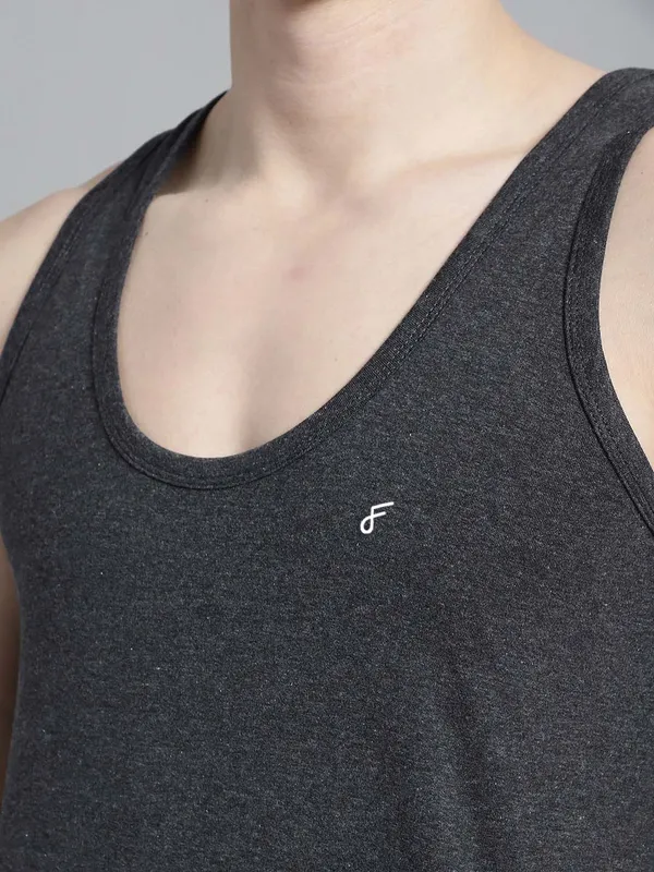 Grey_Cotton_U_Neck_All_Day_Wear_Vest_For_Men