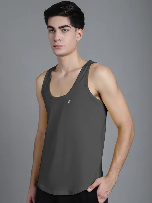 Grey_Cotton_U_Neck_All_Day_Wear_Vest_For_Men
