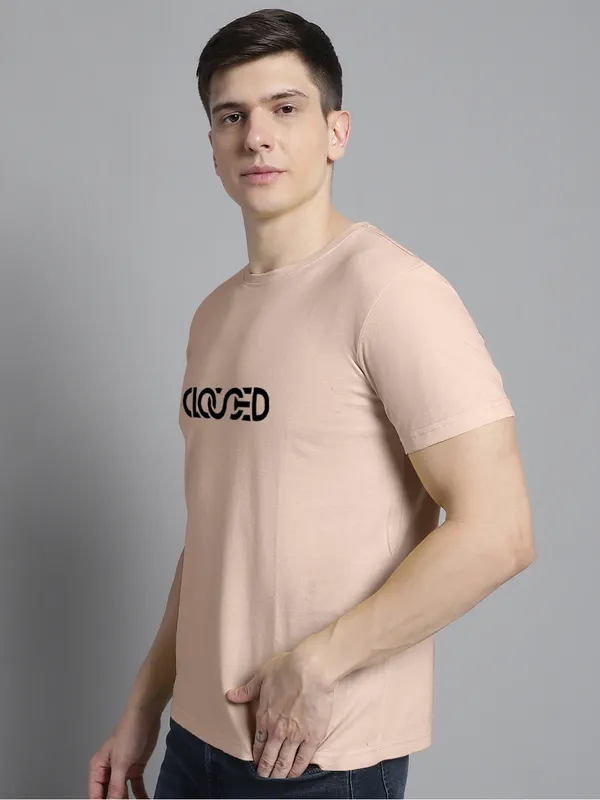 Coral_Cotton_Closed_Print_Round_Neck_T-Shirt_For_Men