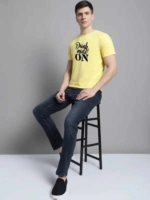 Pack_of_2_Yellow_&_Blue_Cotton_Rib_Trimmed_Neckline_Printed_T-Shirt_For_Men