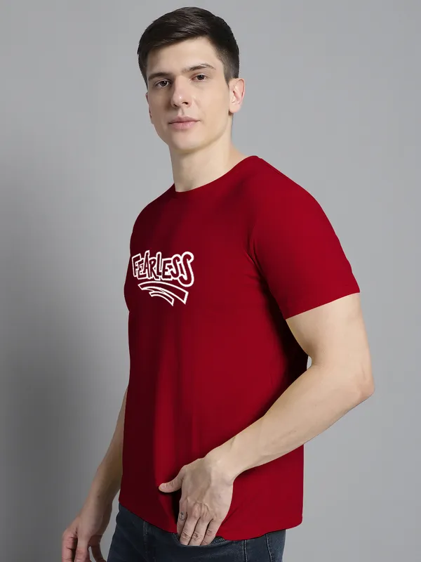 Maroon_Cotton_Fearless_Print_Round_Neck_T-Shirt_For_Men