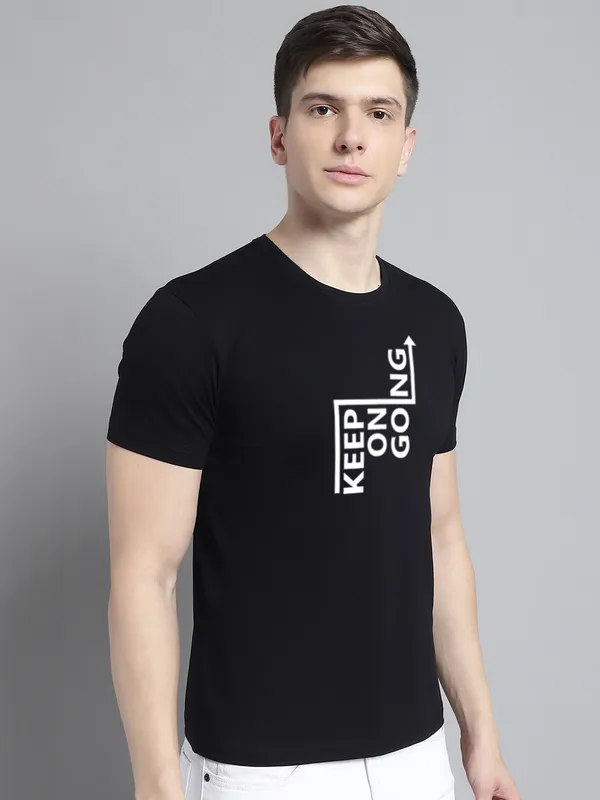 Black_Cotton_Keep_On_Going_Print_Round_Neck_T-Shirt_For_Men