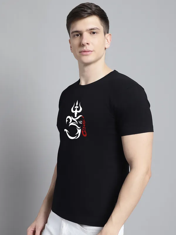 Black_Cotton_Om_Print_Round_Neck_T-Shirt_For_Men