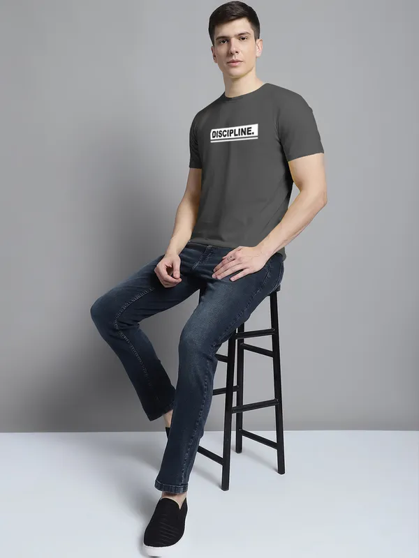 Grey_Cotton_Discipline_Print_Round_Neck_T-Shirt_For_Men