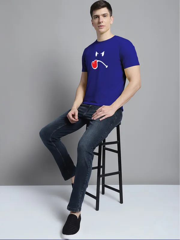 Blue_Cotton_Imoji_Print_Round_Neck_T-Shirt_For_Men