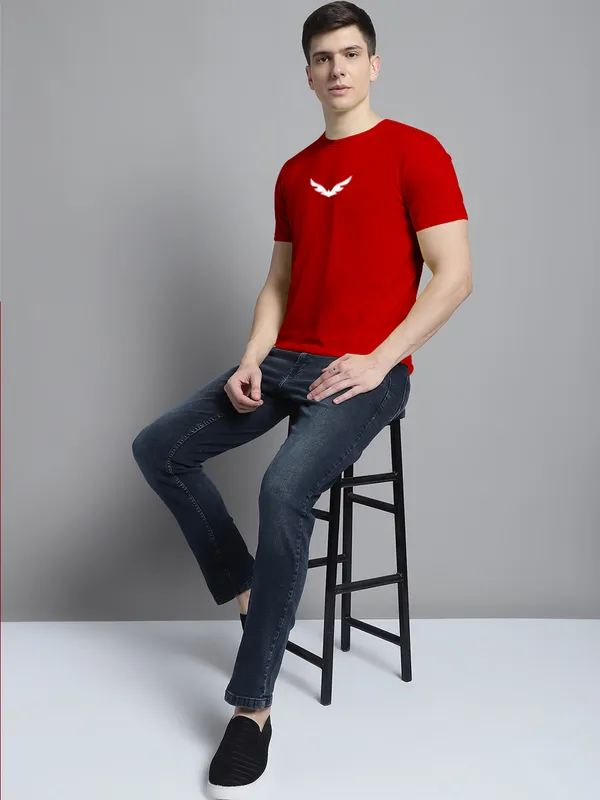 Red_Cotton_Bat_Print_Round_Neck_T-Shirt_For_Men