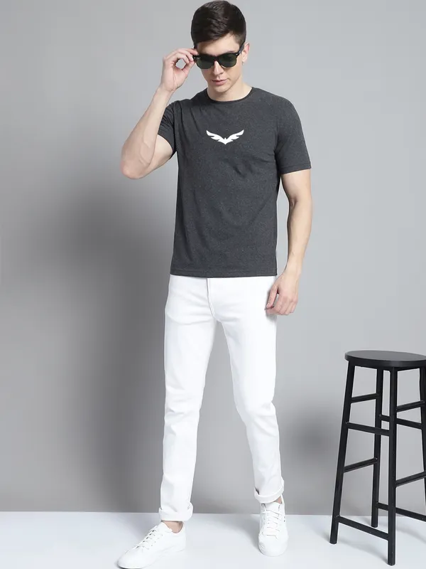 Grey_Cotton_Bat_Print_Round_Neck_T-Shirt_For_Men