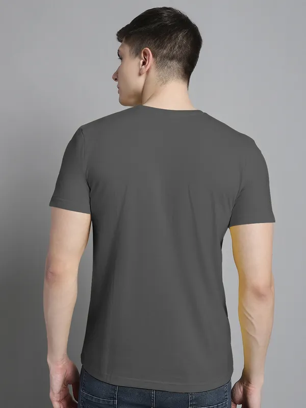 Grey_Cotton_Bat_Print_Round_Neck_T-Shirt_For_Men