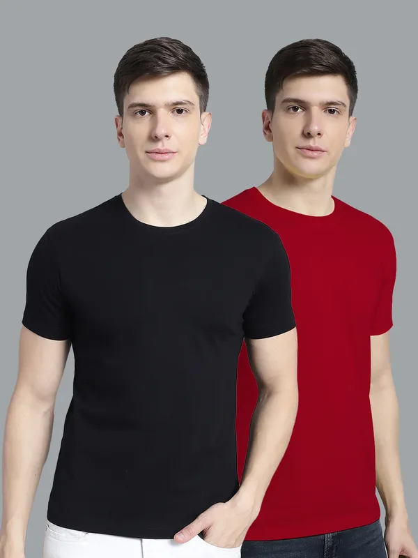 Pack_of_2_Black_&_Maroon_Cotton_Round_Neck_T-Shirt_For_Men