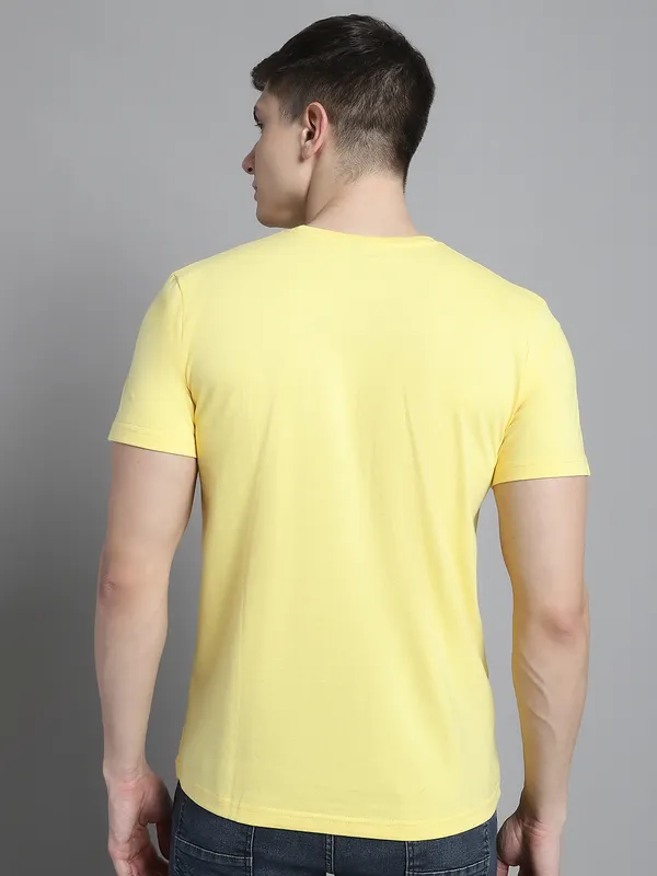 Pack_of_2_Yellow_&_Olive_Green_Cotton_Round_Neck_T-Shirt_For_Men