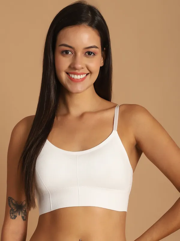 White_Polyster_Sealess_Padded_Bra_For_Women