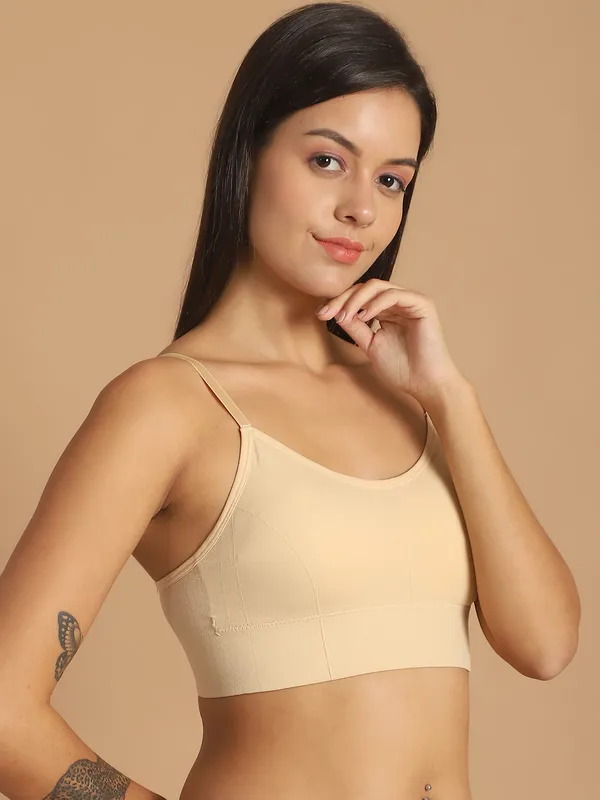 Skin_Polyster_Sealess_Padded_Bra_For_Women