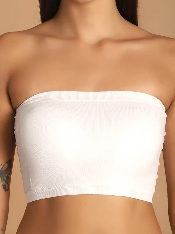 White_Polyster_Mid_Coverage_Padded_Strapless_Bra_With_Low_Rise_Brief_Lingerie_Set_For_Women