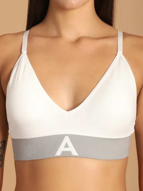 White_Cotton_Full_Coverage_Padded_Bra_With_Mid_Rise_Brief_Lingerie_Set_For_Women