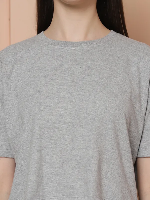 Women_Grey_Oversized_Cotton_Tshirt