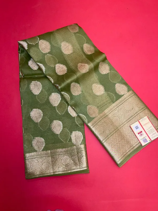 Humairah_Pure_Handloom_Olive_Organza_Zari_Boota_with_Antique_Golden_Zari_Kadiyal_with_Banarasi_Broad_Border_with_Olive_Blouse