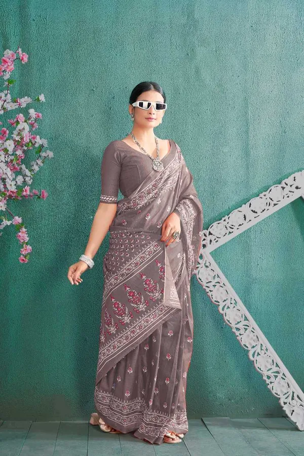 Ikkat_Print_Pure_Soft_Cotton_saree_With_Blouse_Piece