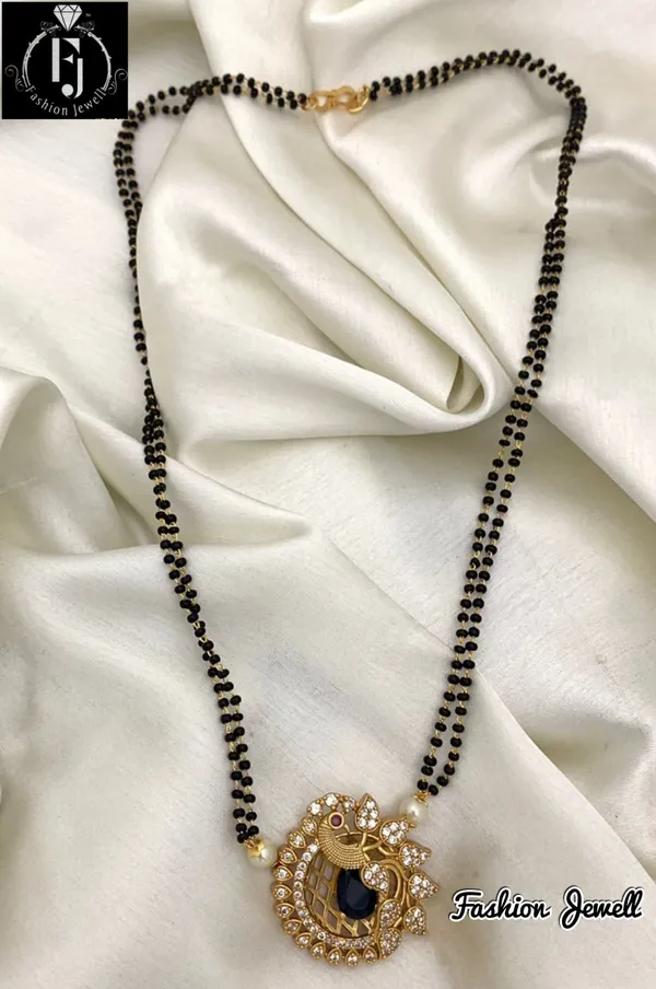 Casual_wear_Peacock_design_Mangalsutra