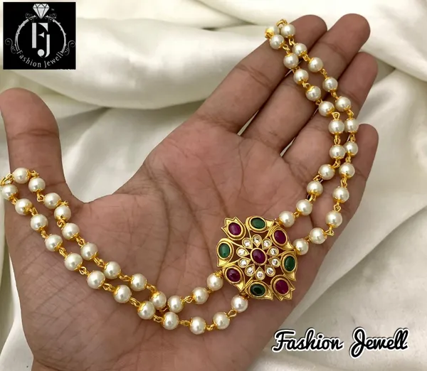 Traditional_Pendant_with_double_line_pearl_Choker