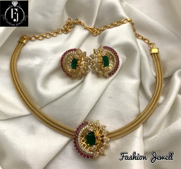 Exclusive_flower_design_Chain_style_Necklace_set