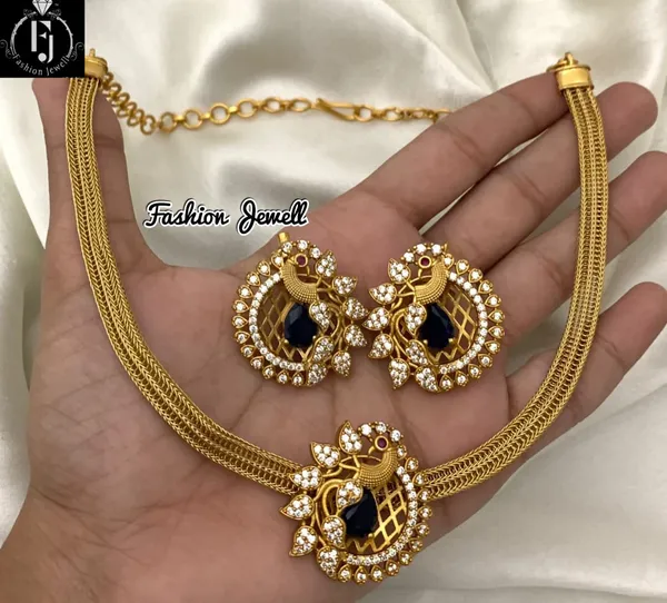 Gorgeous_Peacock_design_Chain_style_Necklace_set