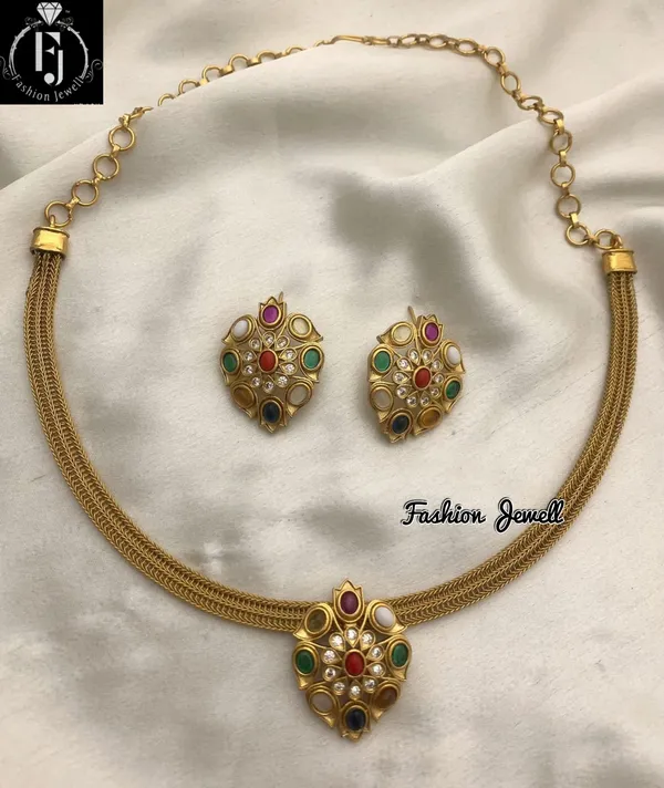 Trendy_Navratan_Chain_style_Necklace_set