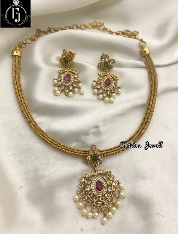 Trendy_Ad_Matte_finish_Pendant_Chain_style_Necklace_set