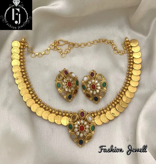 Adorable_Navratan_pendant_with_Microgold_polish_Necklace_set
