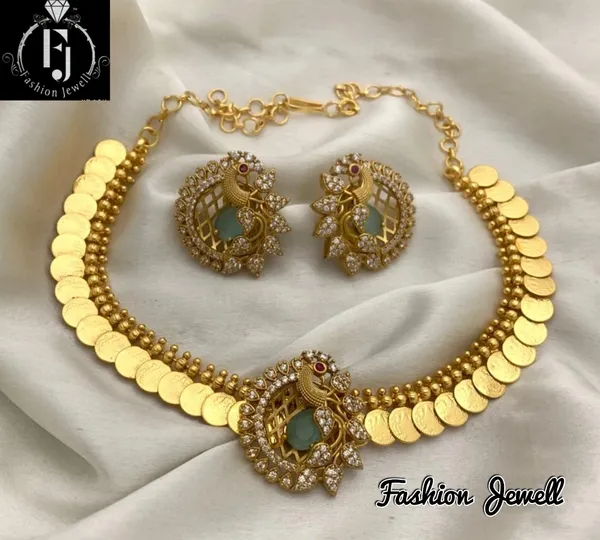 Gorgeous_Peacock_designed_Pendant_with_Microgold_polish_Necklace_set