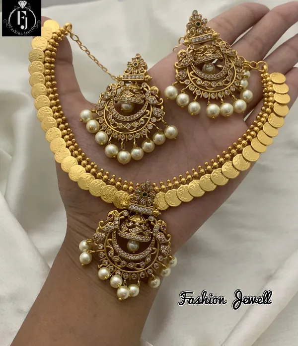 Trendy_ethnic_wear_Necklace_set
