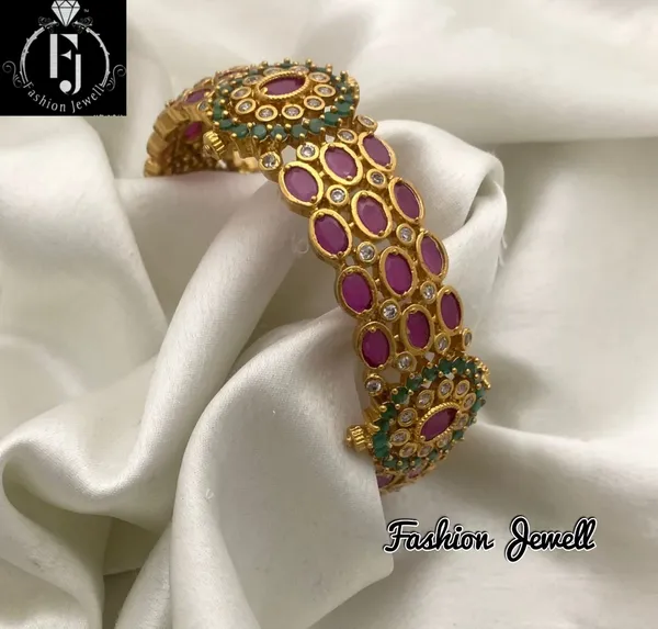 Elegant_Matte_finish_Non-openable_Bangle