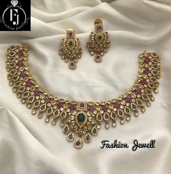 Royal_Look_trendy_Ad_matte_finish_Necklace_set