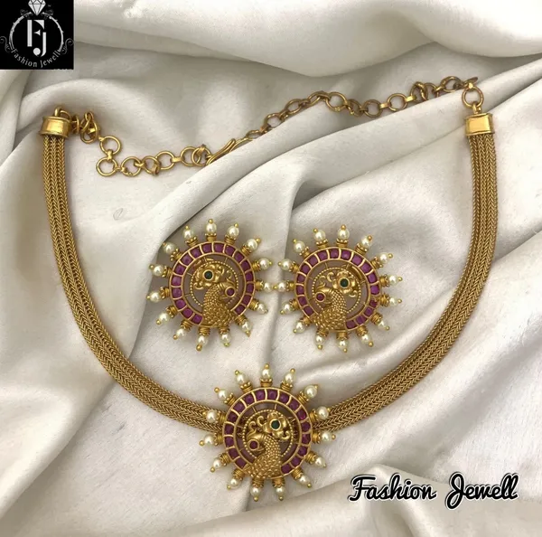 Trendy_Kemp_Peacock_Pendant_Chain_style_Necklace_set