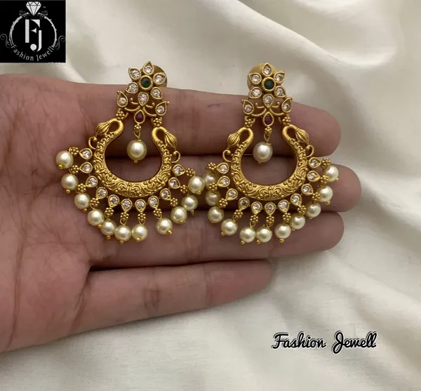 Ethnic_South_Indian_Style_Long_Pearl_Haram_For_Women.