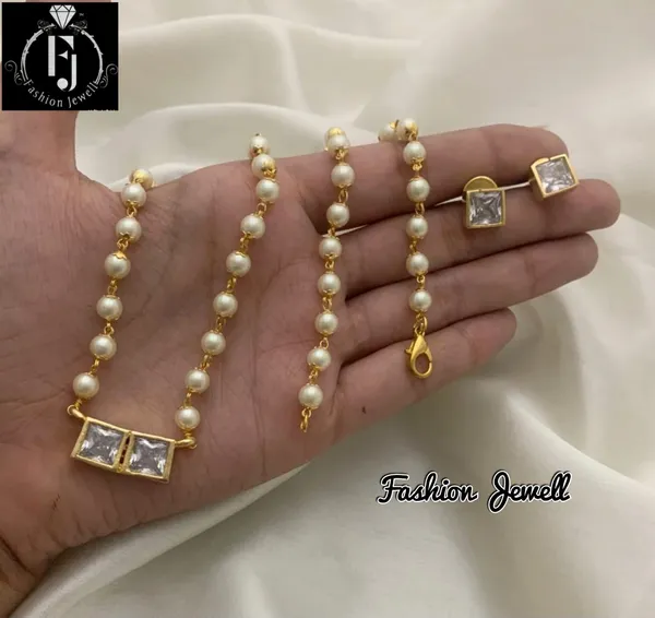 Latest_Double_stone_Ad_pendant_with_single_line_Pearl_Mala_set